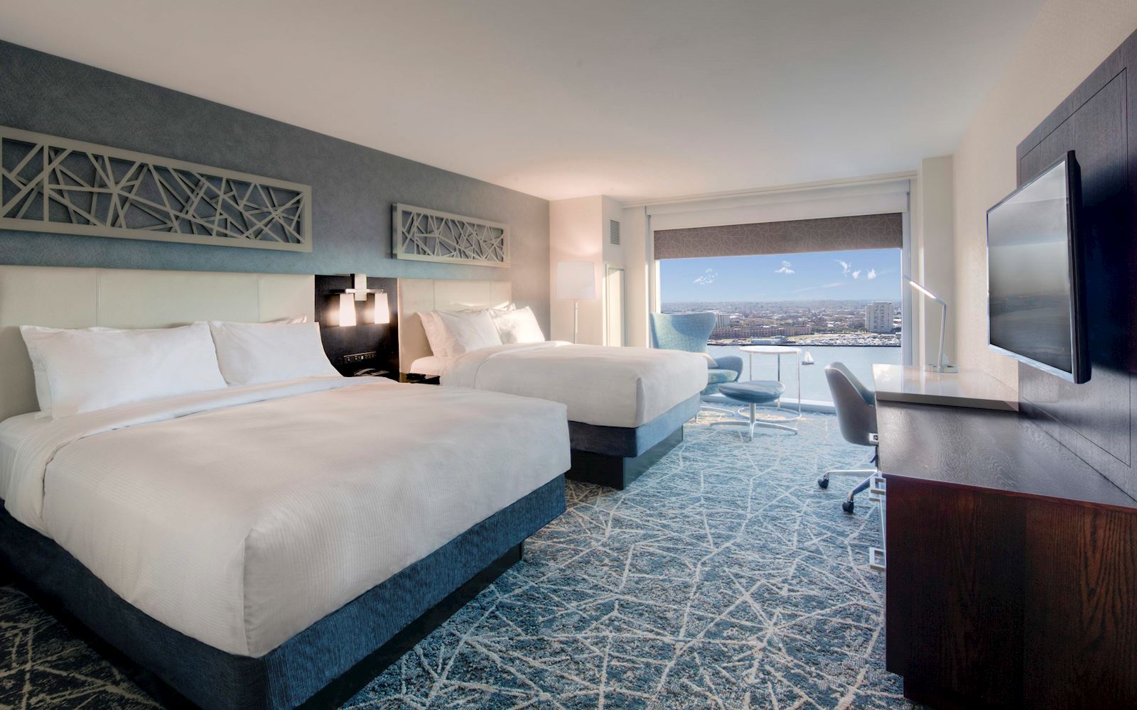 Luxury Hotel Rooms In Norfolk, VA - Hilton Norfolk The Main